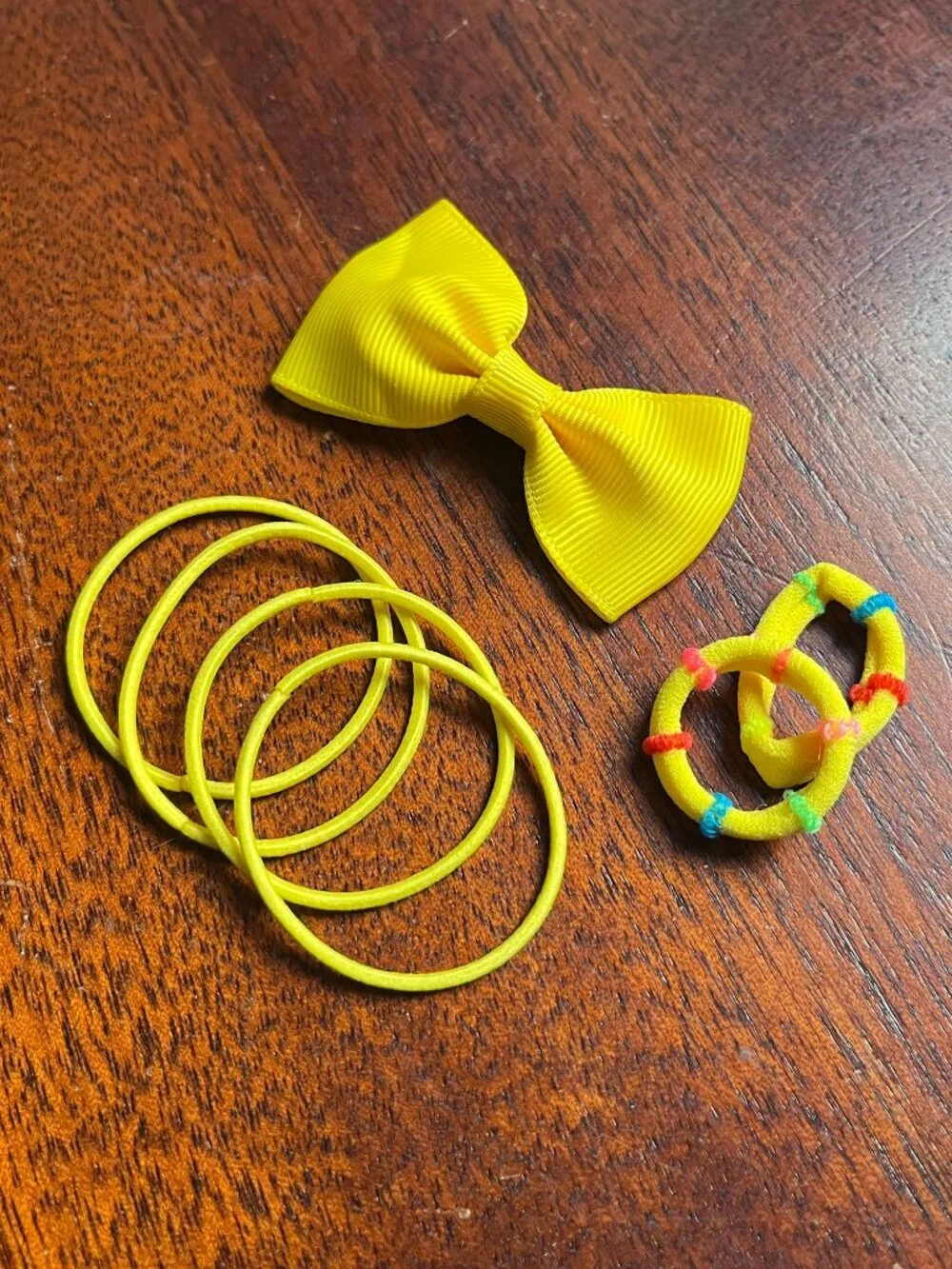 Sunshine yellow hair accessories NWOT *Free in bundle*